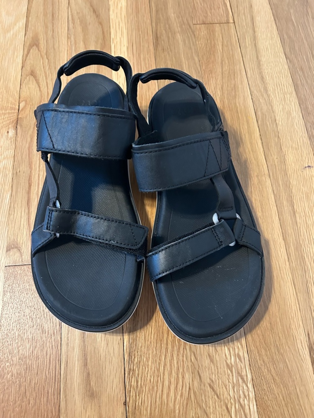 New Teva Madera Slingback Sandals(Women's) Size 9.5 Black